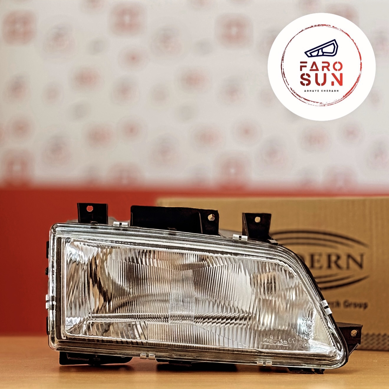 چراغ جلوی پژو 405 Glx برند مدرن صنعت (سمت راست)